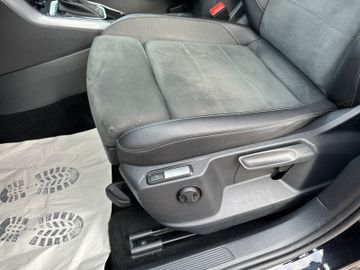 Volkswagen T-Roc - 11