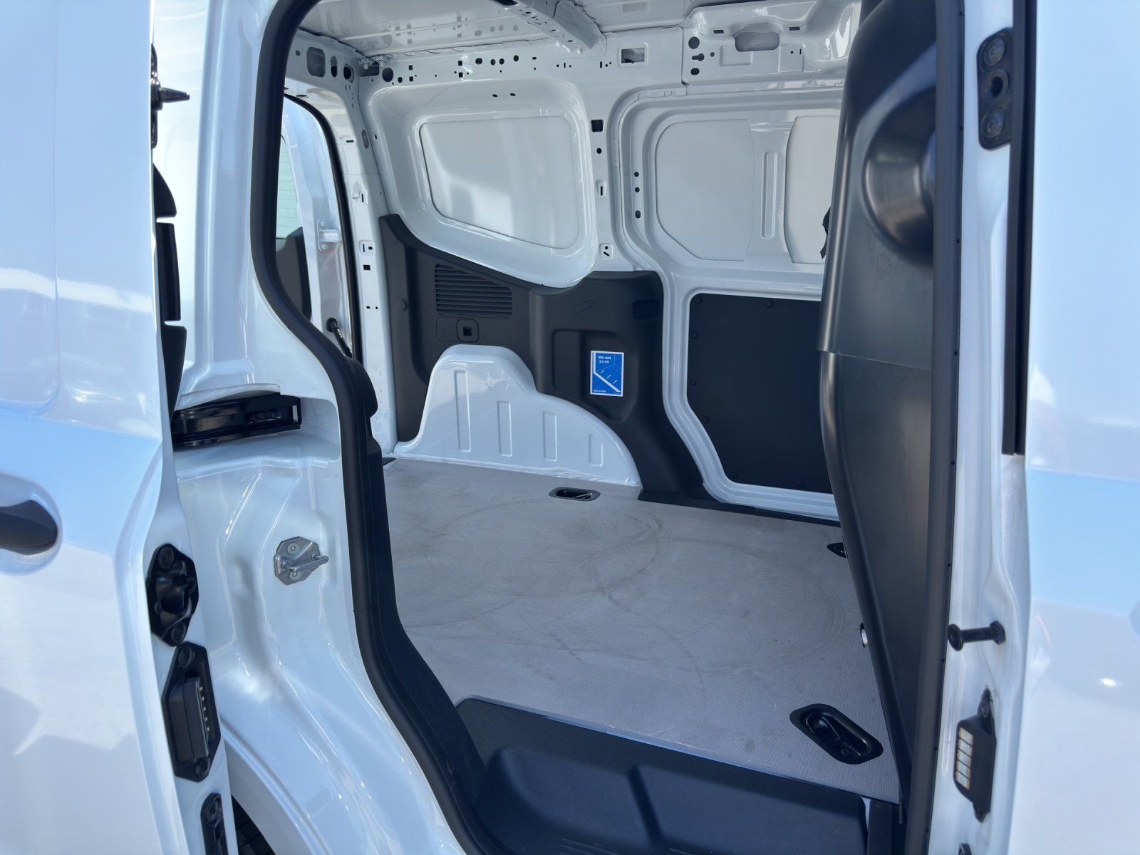 Fahrzeugabbildung Ford Transit Courier BEV Trend Aut./KAMERA/TEMPOMAT/