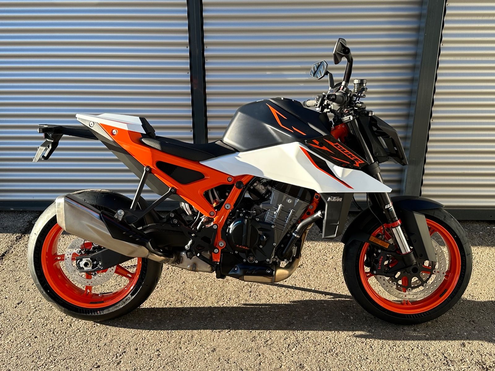 KTM 990 DUKE R / 4 JAHRE GARANTIE / "SUMMER DEAL"