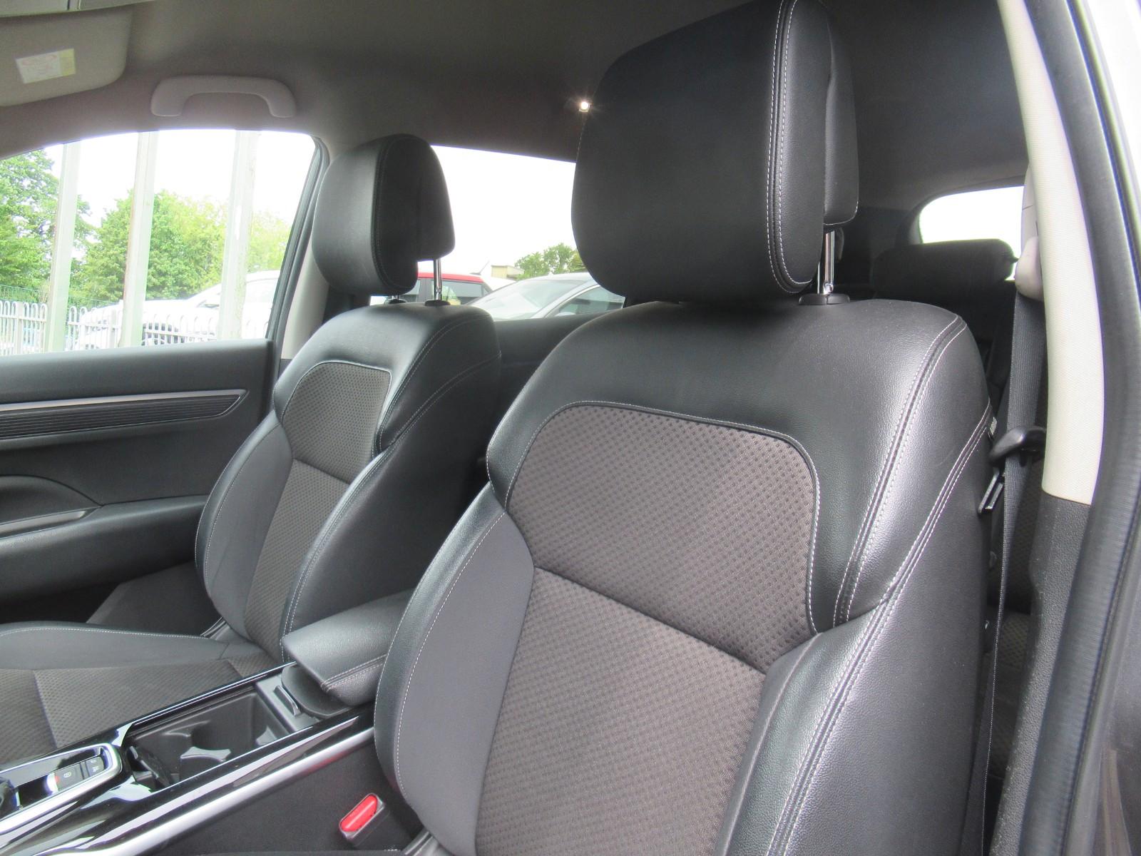 Renault Koleos Intens 2WD-NAVI-LEDER-SHZ-LED-KAMERA-AHK