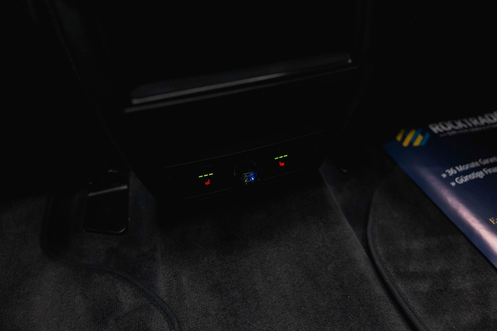 Fahrzeugabbildung BMW X5 M50d Performance *Pano*CarPlay*DAB*360°*  19%