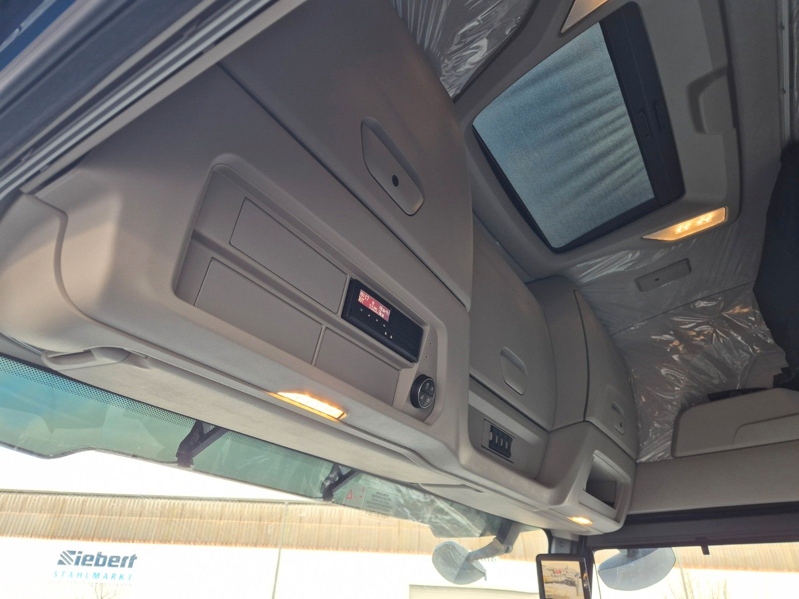 Fahrzeugabbildung Iveco S-Way AS260S50Y/FS CM 6x2 BDF Standklima 2xAHK