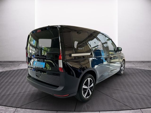 Fahrzeugabbildung Volkswagen Caddy 1.5 TSI NAVI LM17 PANO RFK SHZ GJR
