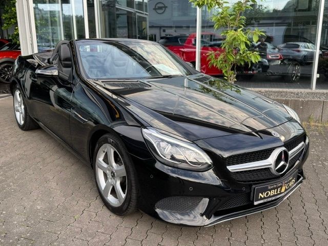 Fahrzeugabbildung Mercedes-Benz SLC 200 AIRSCARF LED NAVI