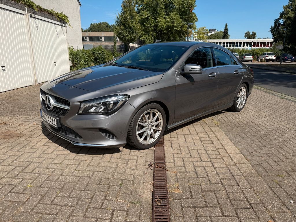 Image of Mercedes-Benz CLA 180