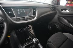 Fahrzeugabbildung Opel Grandland (X) 1.2T INNOV. NAVI/LED/SHZ/TEMP./PDC