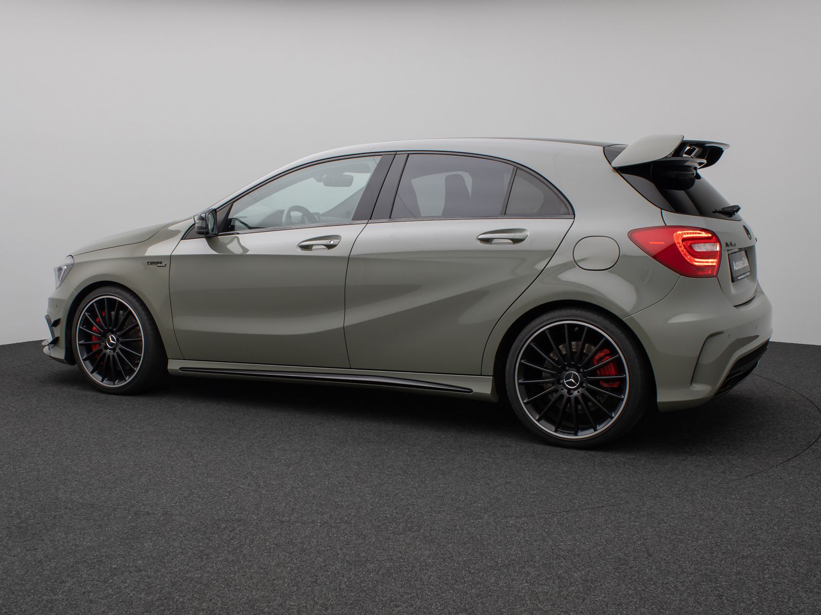 Fahrzeugabbildung Mercedes-Benz A 45 AMG Performance 4Matic Aero H/K Kamera Navi
