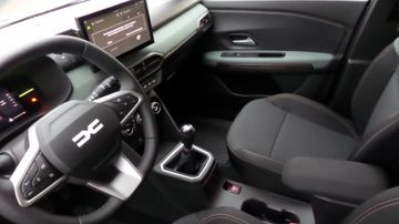 Dacia Jogger Extreme TCe 110 PS 7-Sitzer NAVI, Sitzhei