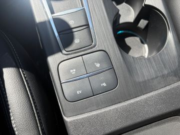 Ford Kuga Plug-In Hybrid Titanium X