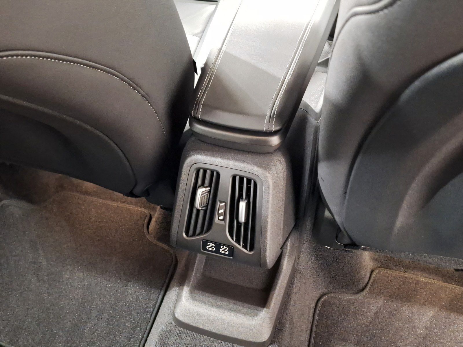 BMW 220 Active Tourer - Bild 17