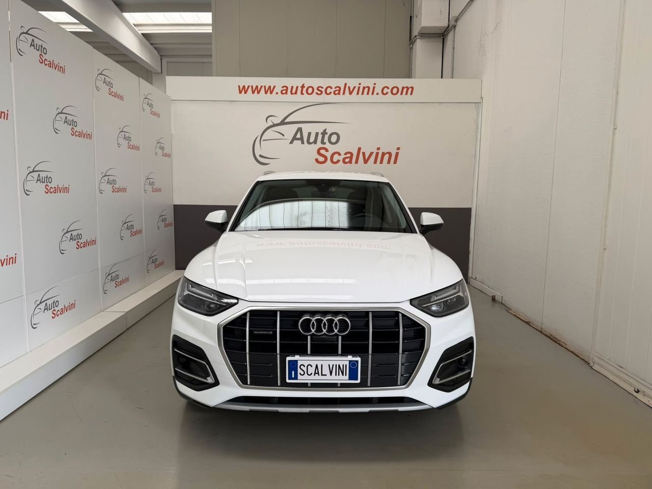 Audi Q5 40 2.0 TDI 204 CV quattro S tronic Busin imagem 2