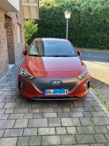 Hyundai IONIQ ELEKTRO Premium in Phoenix Orange - Hyundai IONIQ: Premium