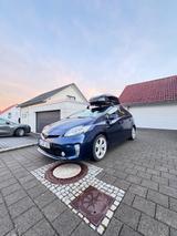 Toyota Prius 1.8-l-VVT Hybrid Executive - blaue Toyota Prius