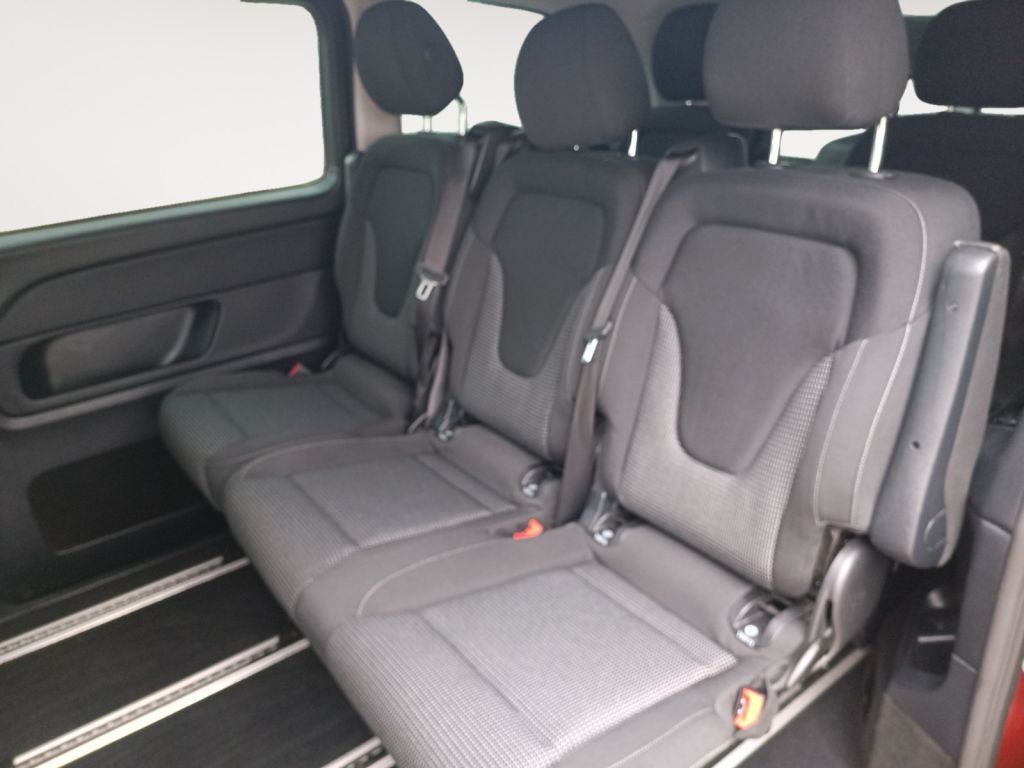 Fahrzeugabbildung Mercedes-Benz V 220 d kompakt 9G-TRONIC Edition