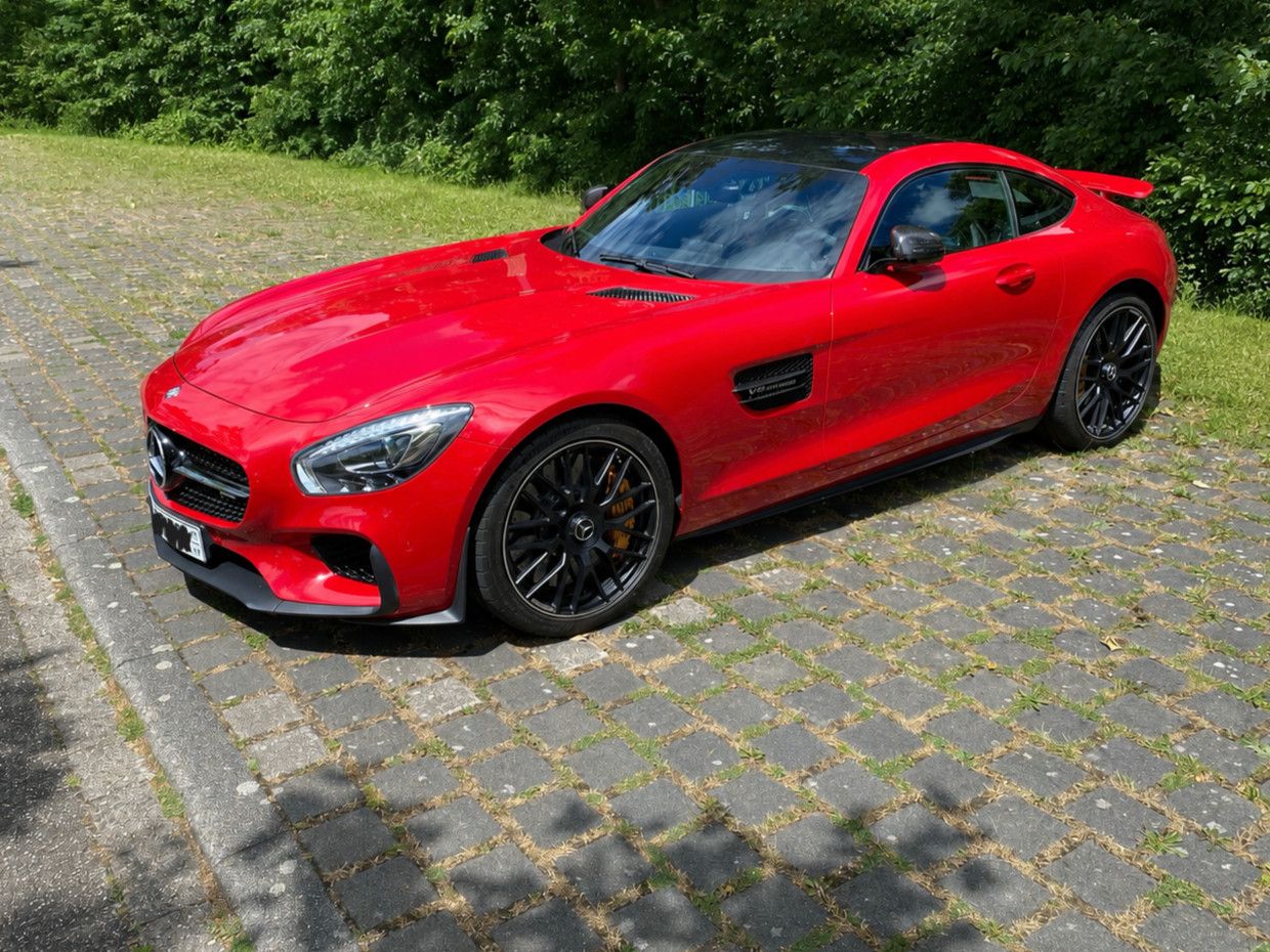 MERCEDES-BENZ AMG GT S 4.0 V8 DCT 