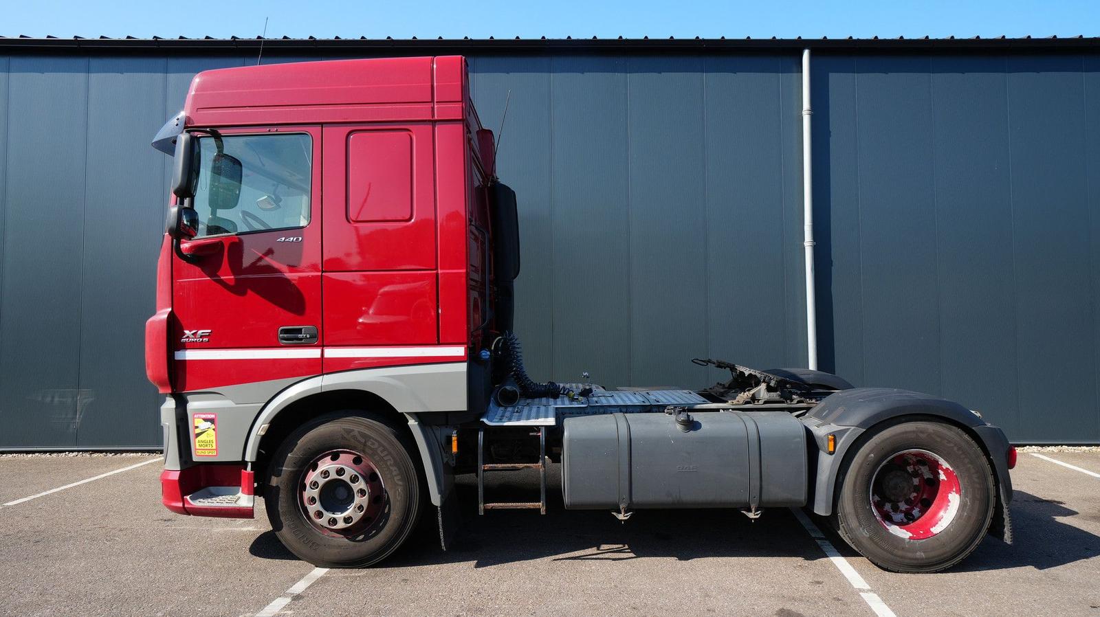 DAF XF 440 sc tractor unit
