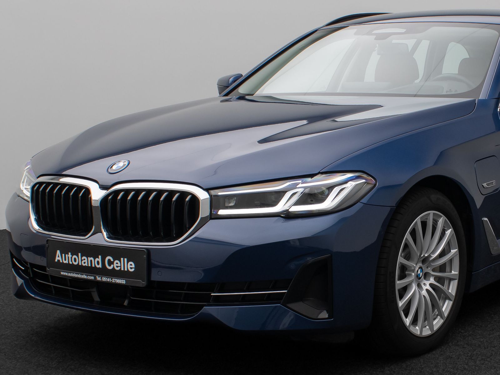 Fahrzeugabbildung BMW 530e Kamera Laser HUD DAB 4Klima ACC Komfortsitz