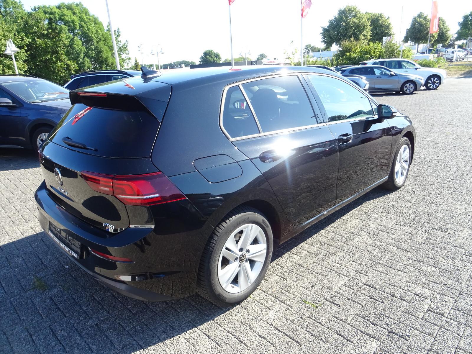 Volkswagen Golf VIII Lim. Life 1.5 eTSI LED Navi PDC Temp., миниатюра 5