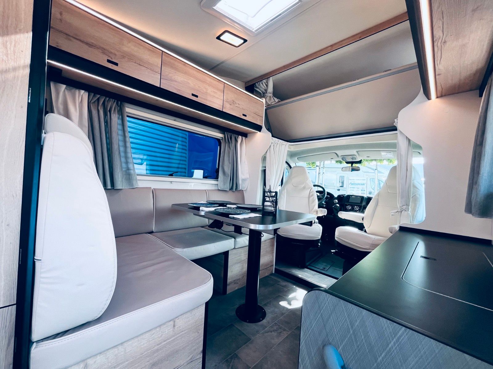 Fahrzeugabbildung XGO Dynamic 39 Lounge Modell 2026 ALL-IN