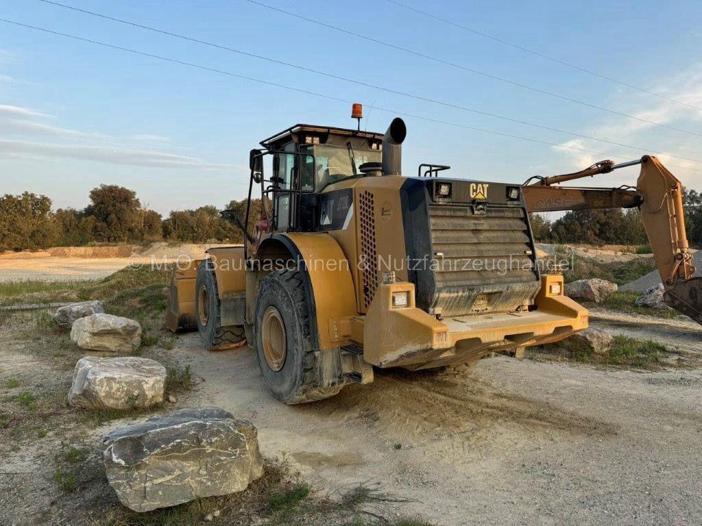 Fahrzeugabbildung CAT 972K