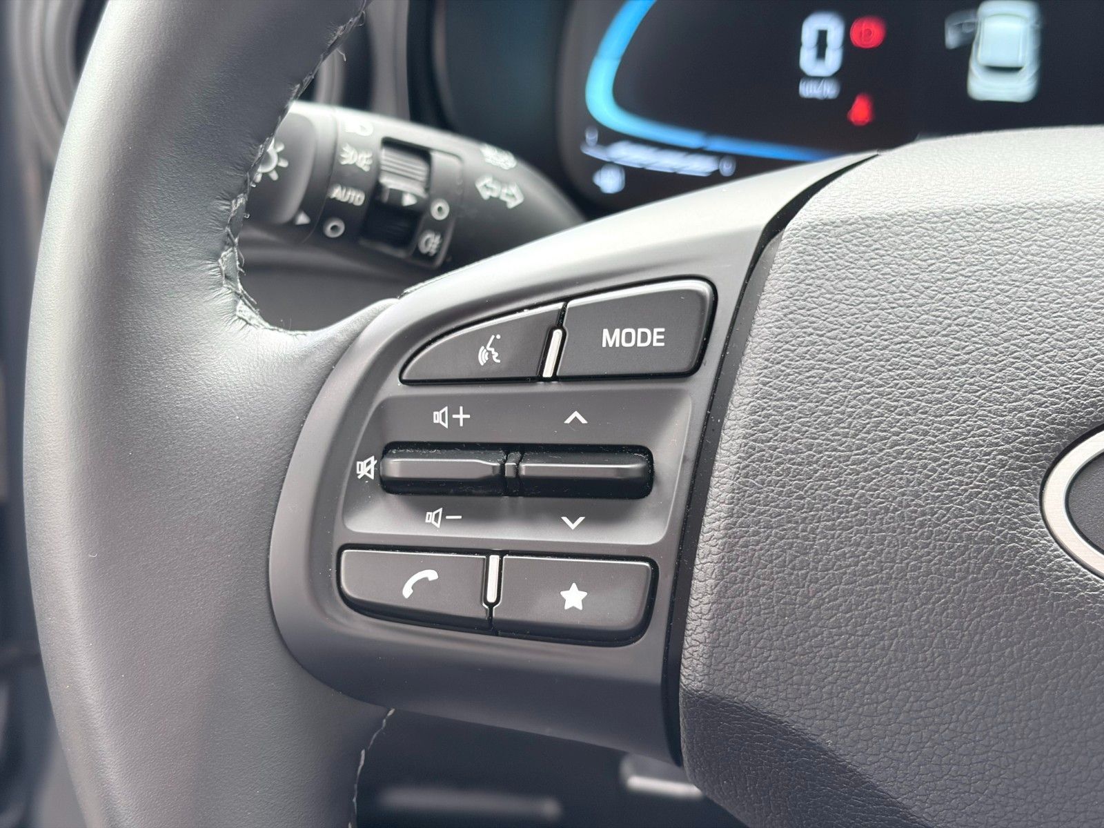 Fahrzeugabbildung Hyundai i10 Trend MY25 63PS Navi/SHZ/Allwetter!