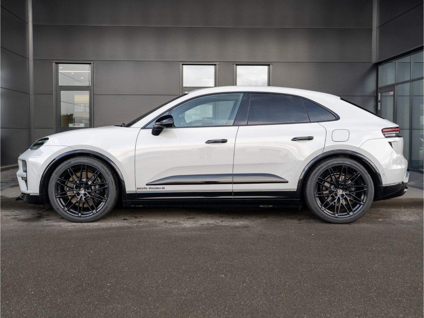 Porsche Macan - Bild 2