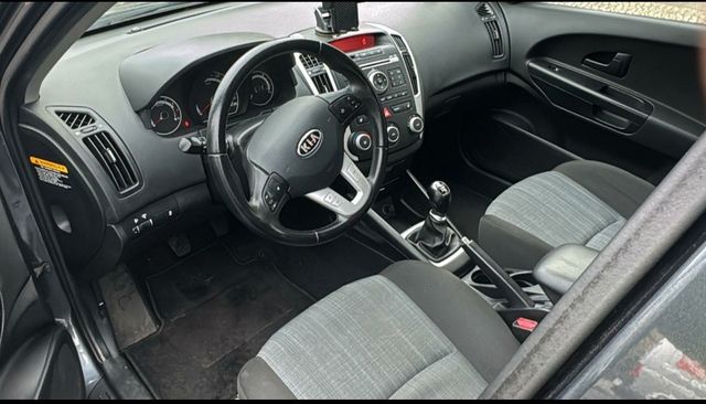 Kia cee'd / Ceed-KLIMA-SHZG-5TRG-123TKM