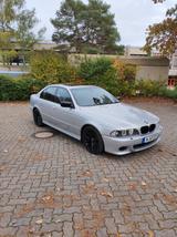 BMW 525i E39 facelift 18 Zoll Xenon 8x Bereift - BMW 525 aus 2000: 525i