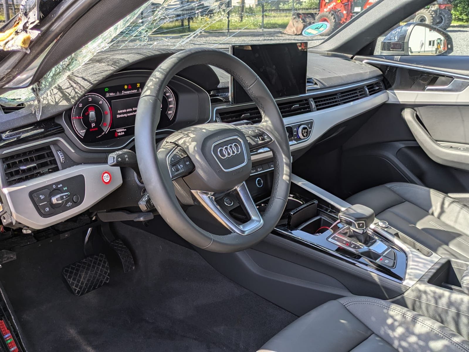 Fahrzeugabbildung Audi A4 40 TDI advanced ACC/LED/NAVI/KAM Airbag ok