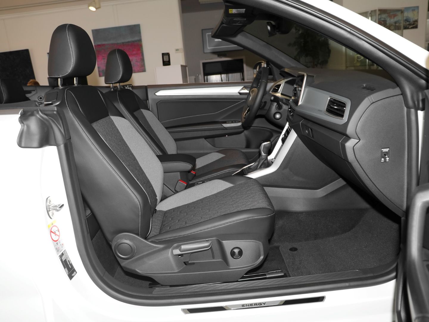 Volkswagen T-Roc Cabriolet ENERGY 1.5 l TSI OPF 110 kW (150 imagem 3