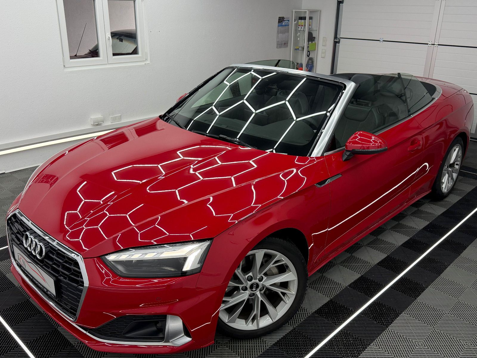 Fahrzeugabbildung Audi A5 Cabriolet 40 TFSI Quattro/AHK/MATRIX/VRTL PIT