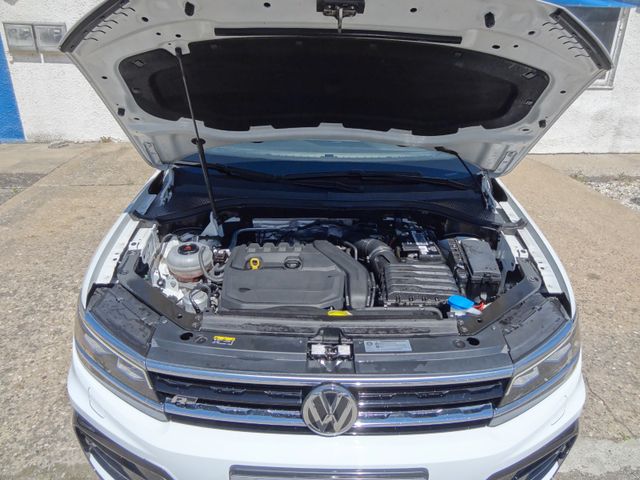 Fahrzeugabbildung Volkswagen Tiguan/R-Line/BlackStyle/Pano/2.Hd/Navi/20Zoll/