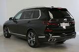 BMW X7 M60i xDrive Individual PanoramSkyLounge B&W - BMW X7 M60 Jahreswagen