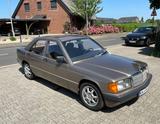 Mercedes-Benz 190D W201 mit H Kennzeichen - Mercedes-Benz 190 mit Diesel-Antrieb: Limousine