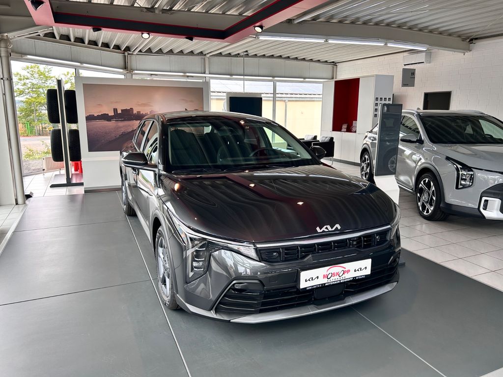Image of Kia K4