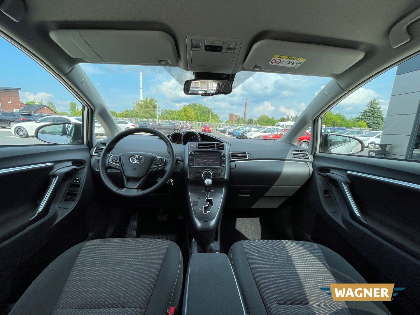 Fahrzeugabbildung Toyota Verso Edition-S+ 1.8 Klimaautomatik