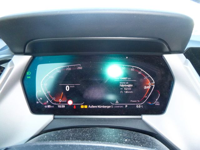 Fahrzeugabbildung BMW 118 i Advantage >AUT/LED/PDC/SHZ<