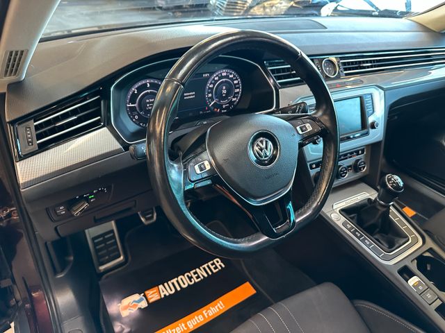 Volkswagen Passat Alltrack *PANO*3-Zonen*Keyless*AHK*