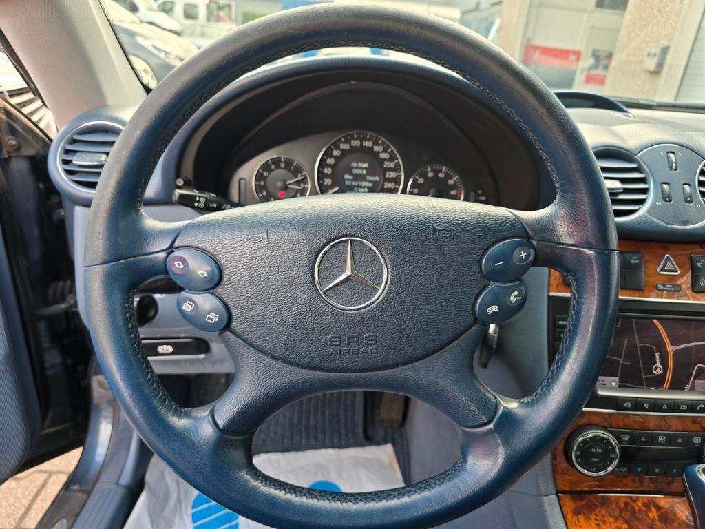 Mercedes-Benz CLK 320