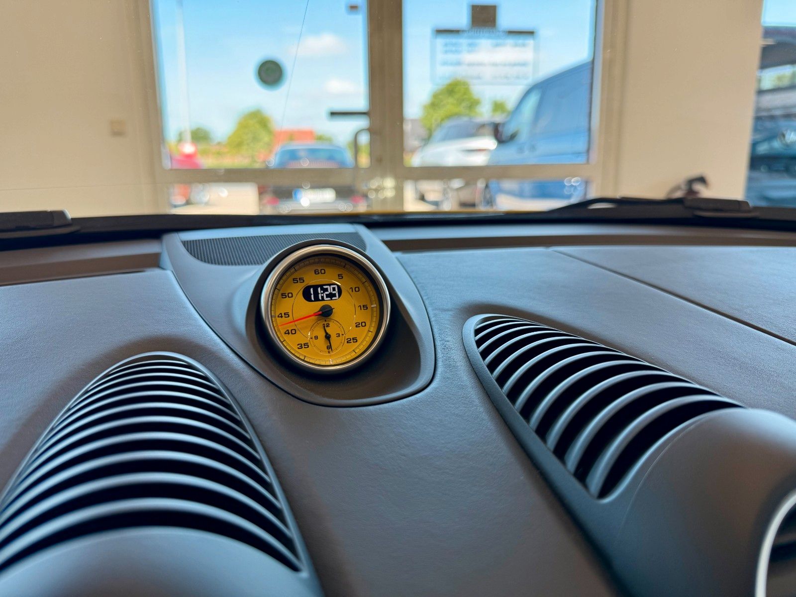 Fahrzeugabbildung Porsche 718 Cayman GTS 4.0 PDK PCCB/Burmester/Carbon/ACC