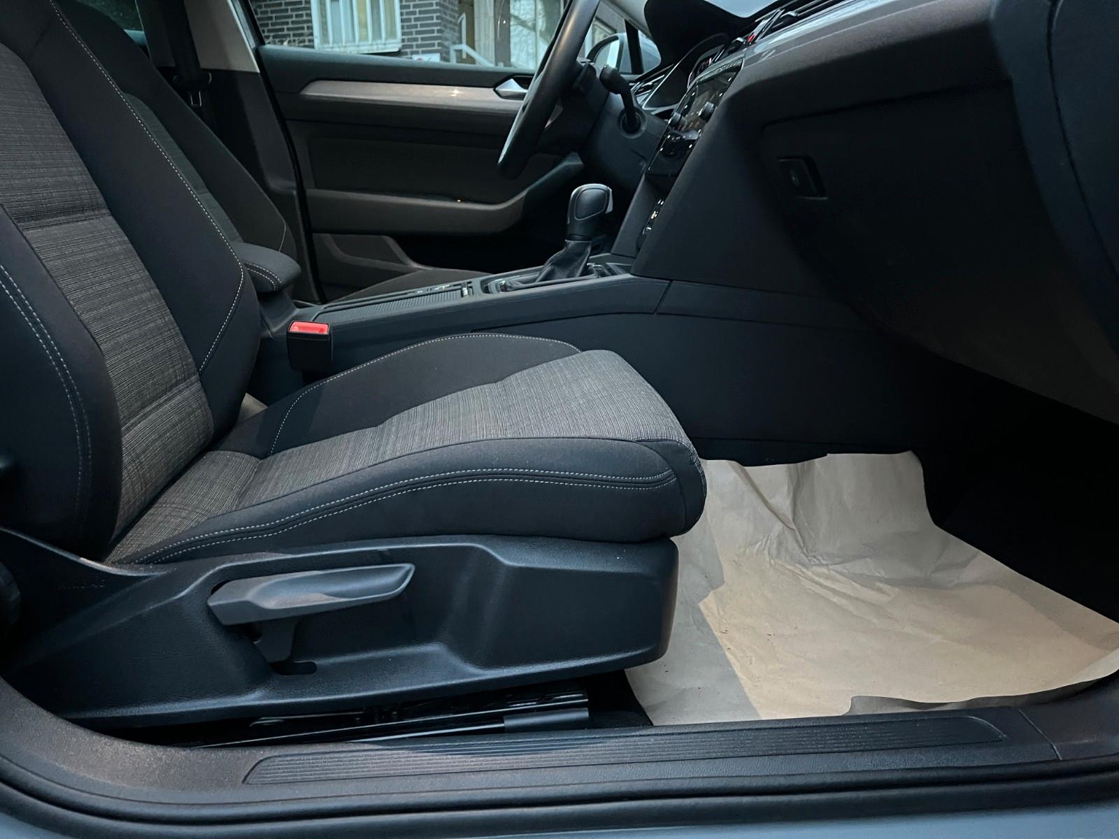 Volkswagen Passat Variant Business *SHZ*VRT*NAVI*TÜV NEU