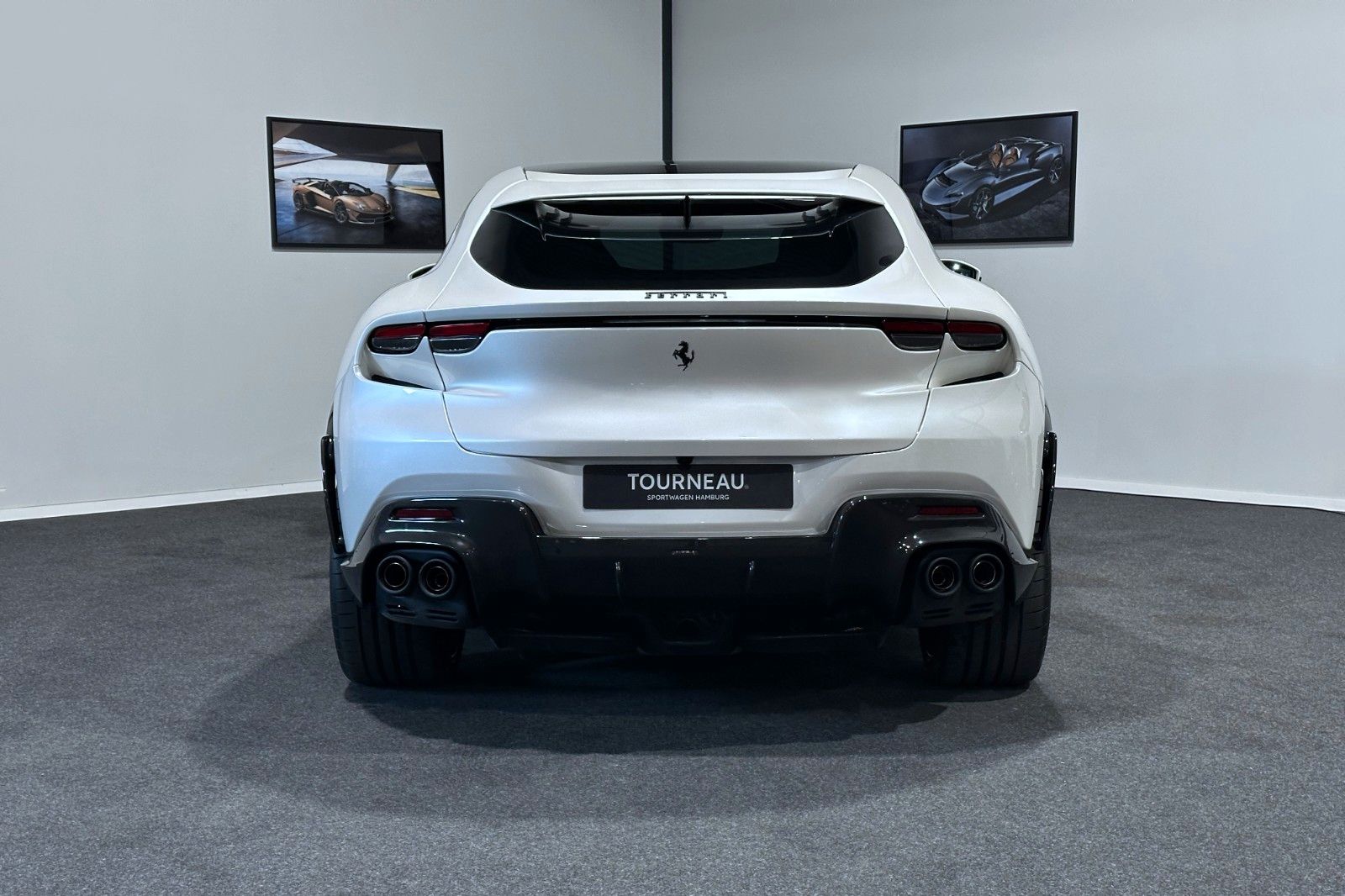Fahrzeugabbildung Ferrari Purosangue | Carbon | Panorama | Massage Seats
