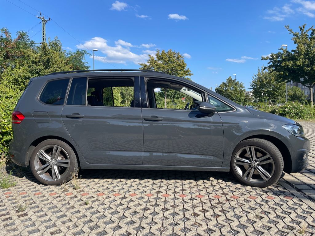 Image of Volkswagen Touran