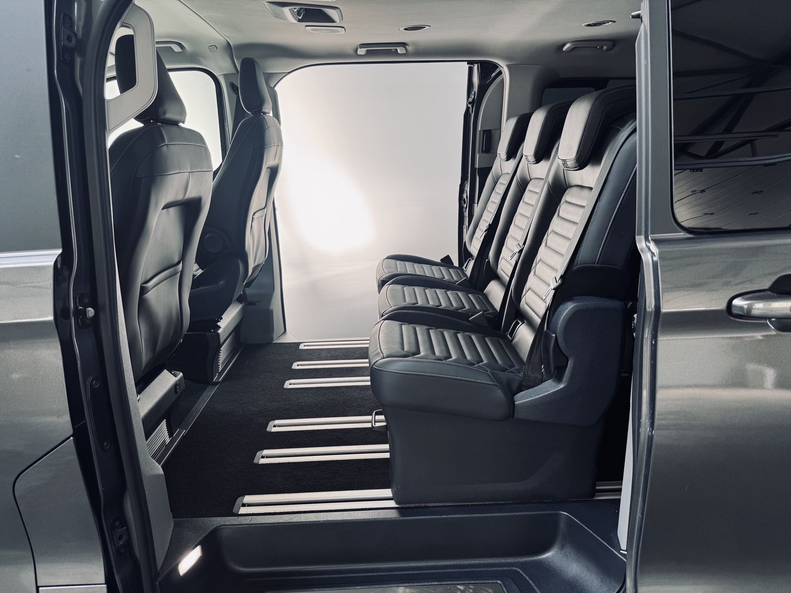 Ford Tourneo Custom 320 L2 Tourneo Titanium X / Leder foto 23