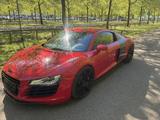 Audi R8 4.2 FSI R tronic quattro - - Audi R8: R Tronic