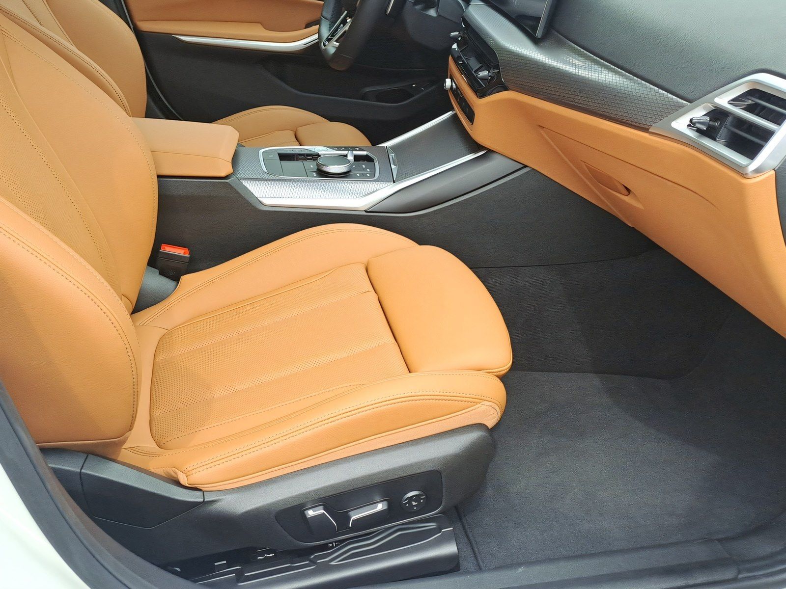 BMW 330 - Bild 6
