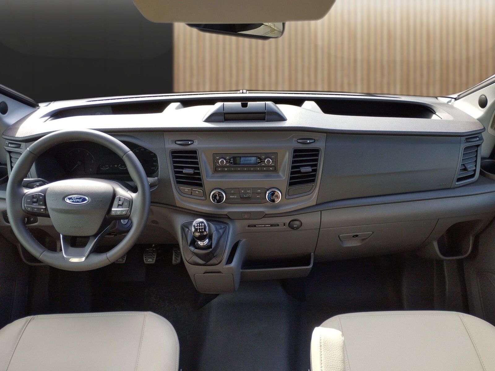 Fahrzeugabbildung Karmann Dexter 4x4 DE 560 AW Rückfahrkamera