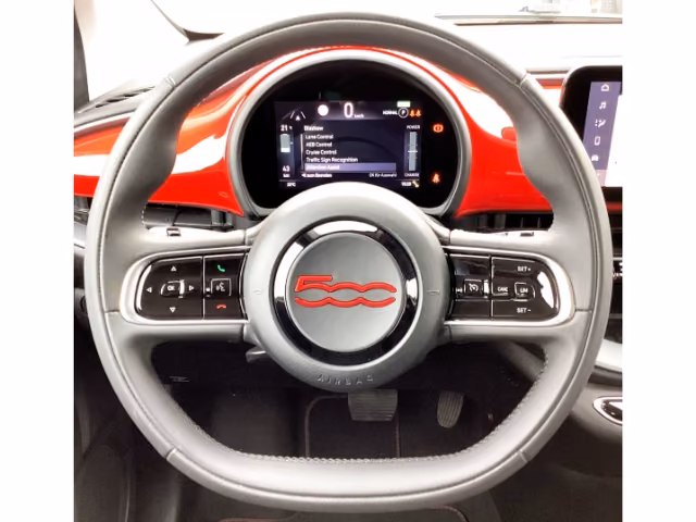 Fiat 500e Red *Sitzheizung *Navigation *Tempomat *And