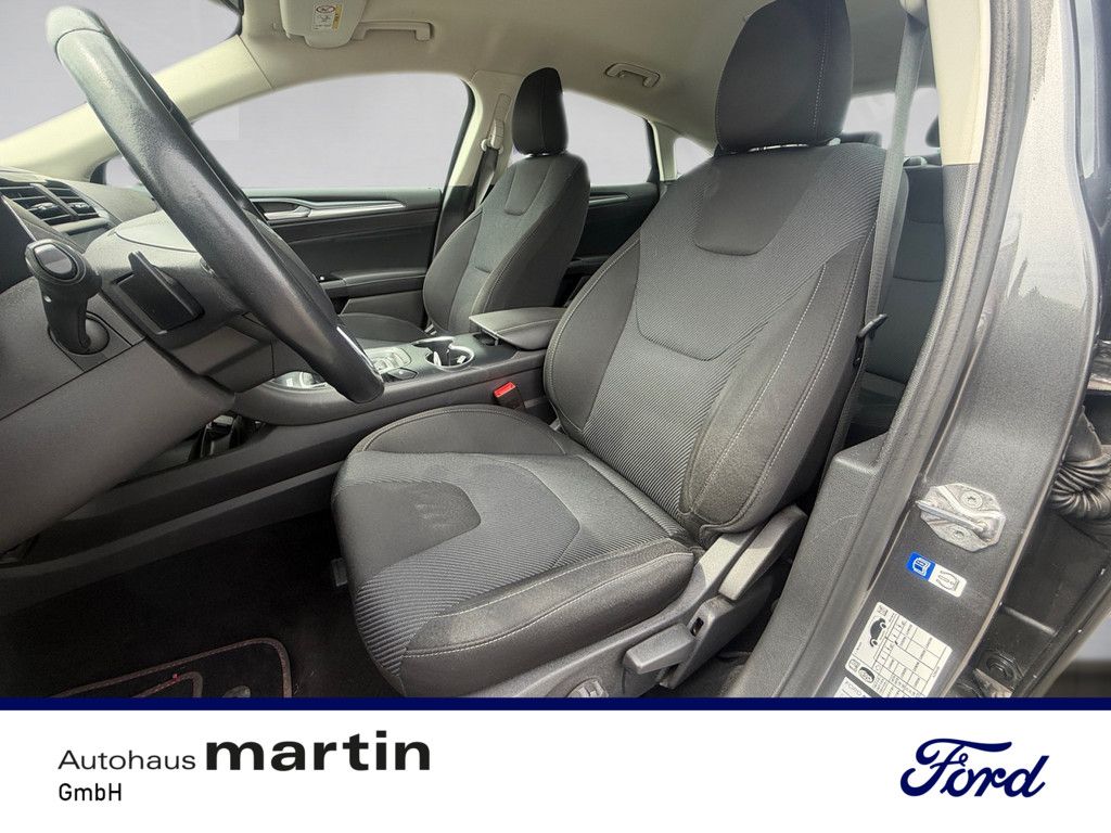 Fahrzeugabbildung Ford Mondeo 2.0 TDCi Titanium KLIMA SYNC PDC SHZ NAVI