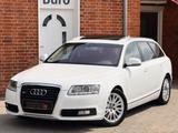 Audi A6 Avant 4.2 FSI Quattro*V8/BIXENON/LUFT/1HAND* - Audi mit Benzin-Antrieb: Kombi, 2.8